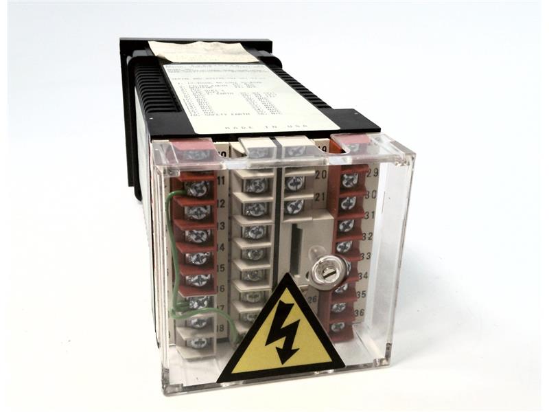 INVENSYS 818S/RTD/RLGC/NONE/NONE/NONE/NONE/NONE/SN24/70/0/300/C/N0/N0/E/N/S/N/