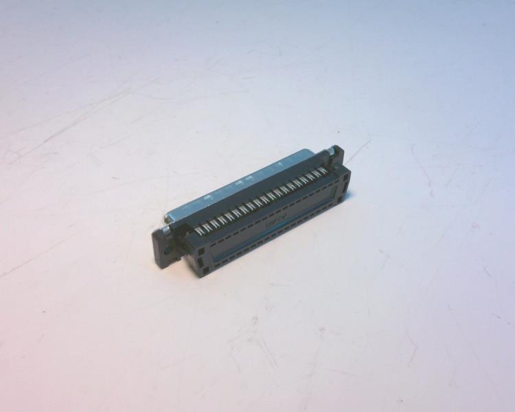 TE CONNECTIVITY 1658613-1