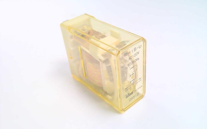 IDEC RH1B-UAC120V