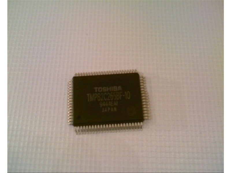 TOSHIBA TMP82C265BF-10