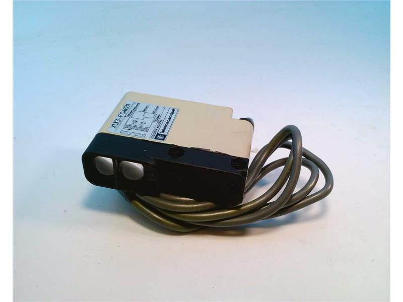 SCHNEIDER ELECTRIC XUG-F04631