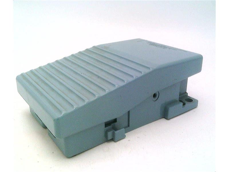 SCHNEIDER ELECTRIC XPE-M211H2