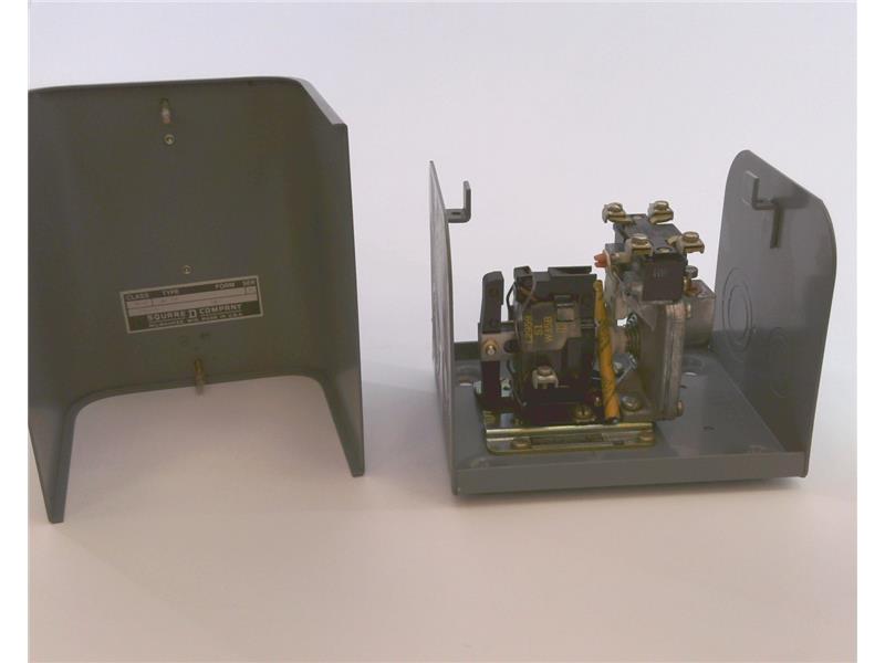 SCHNEIDER ELECTRIC 9050-AG-1D-V08