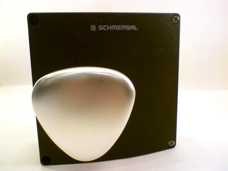 SCHMERSAL AZ/AZM 200-B30-LTAG2