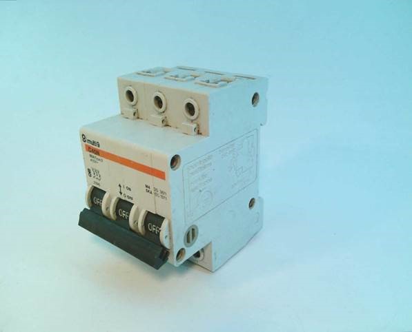 SCHNEIDER ELECTRIC MG21845