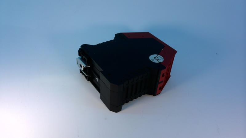 SCHNEIDER ELECTRIC XPSMP11123