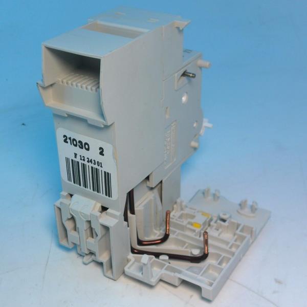 SCHNEIDER ELECTRIC 26581