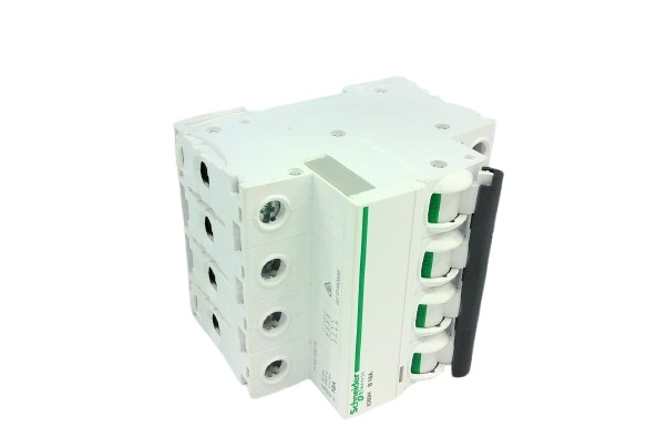 SCHNEIDER ELECTRIC A9F53416