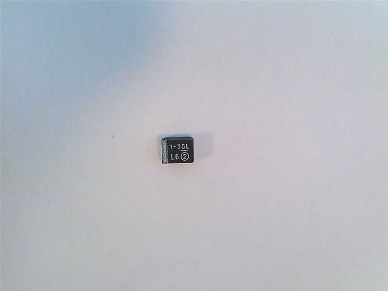 TR3B105M035C2000 by VISHAY