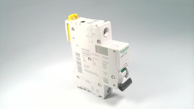 SCHNEIDER ELECTRIC A9F53103