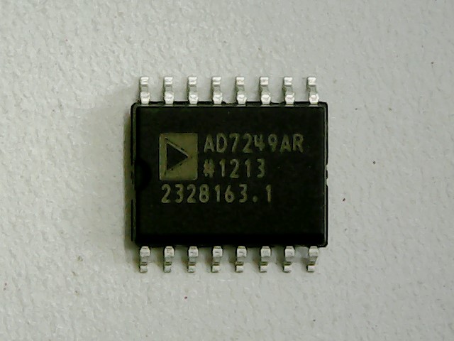 ANALOG DEVICES AD7249ARZ