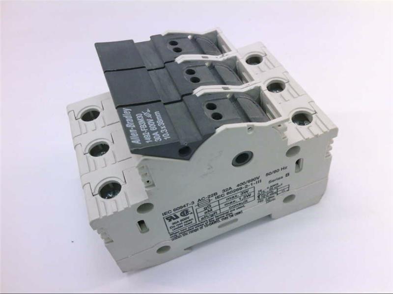 ALLEN BRADLEY 1492-FB3M30-L
