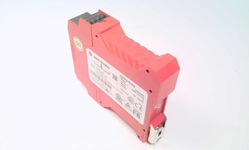 ALLEN BRADLEY 440R-H23180