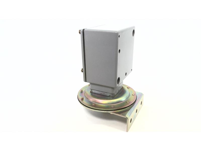 SCHNEIDER ELECTRIC 9012GAW1