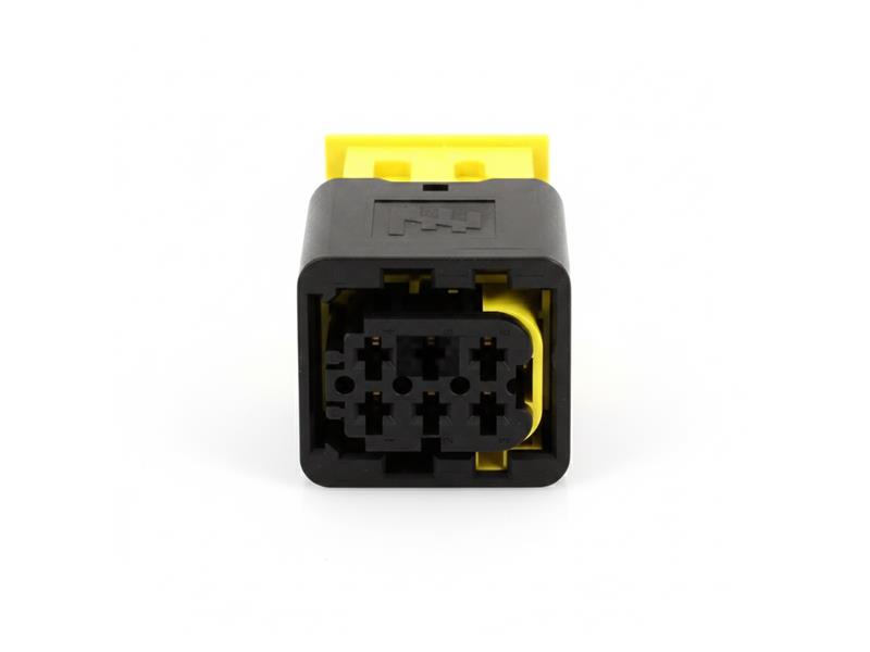 TE CONNECTIVITY 1-1418437-1