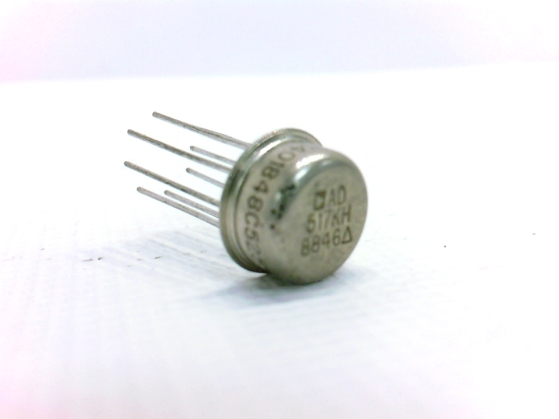 ANALOG DEVICES AD517KH