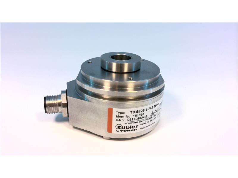 T8.5826.1U42.2500 by TURCK