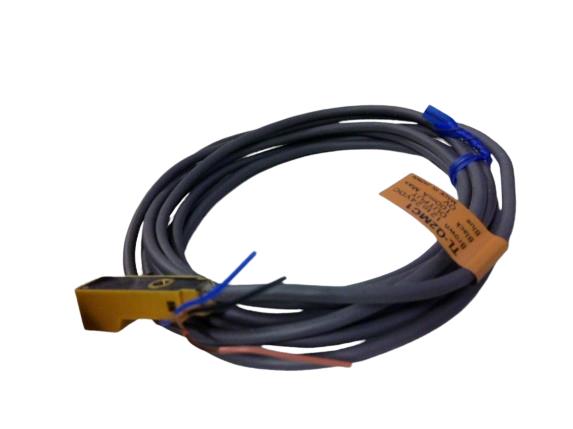 OMRON TL-Q2MC1 2M