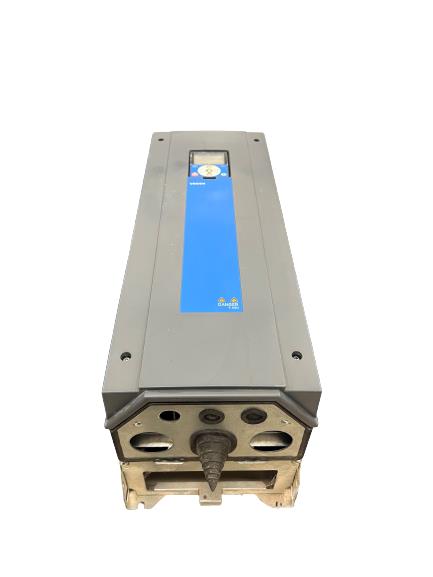 DANFOSS VACON0100-3L-0088-2-R02+IP54