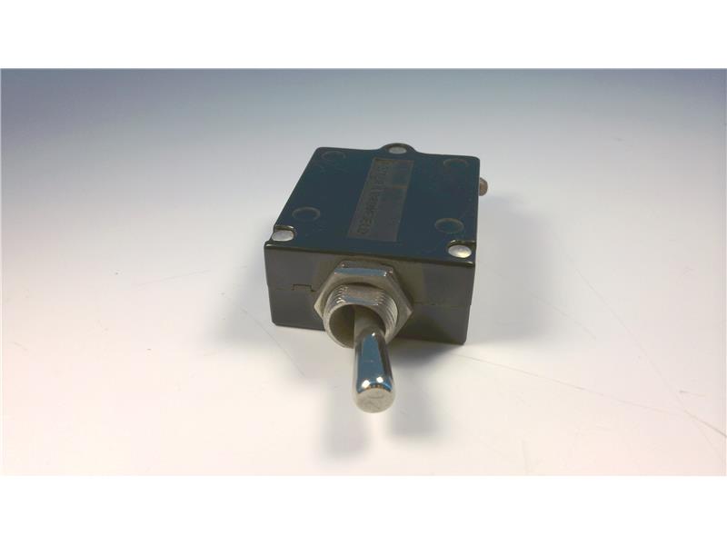 TE CONNECTIVITY 112-220-101