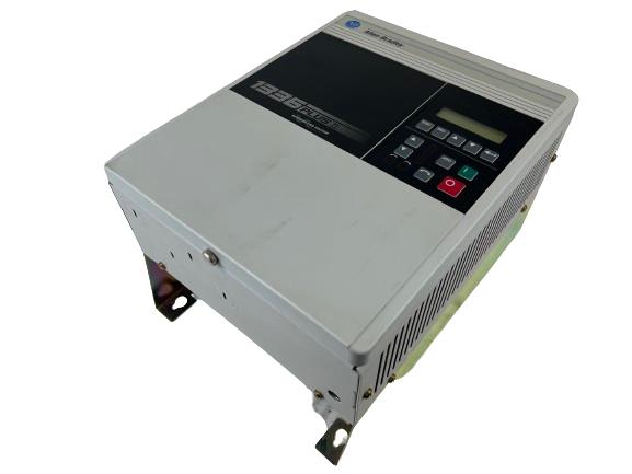 ALLEN BRADLEY 1336F-BRF100-AA-EN-HAS2-LA3-L6