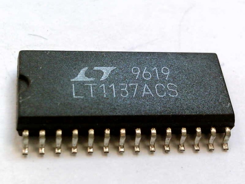 ANALOG DEVICES LT1137ACS