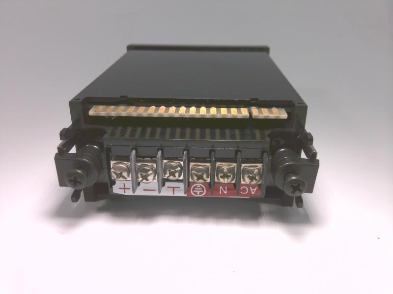 OMEGA ENGINEERING Q2000B