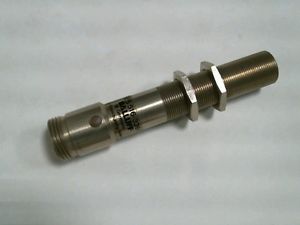 BALLUFF BES-516-326-S-5-Z