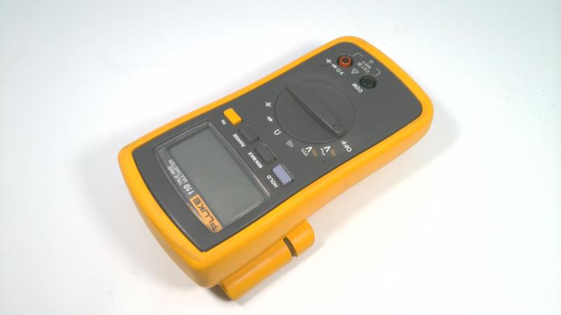 FLUKE 110