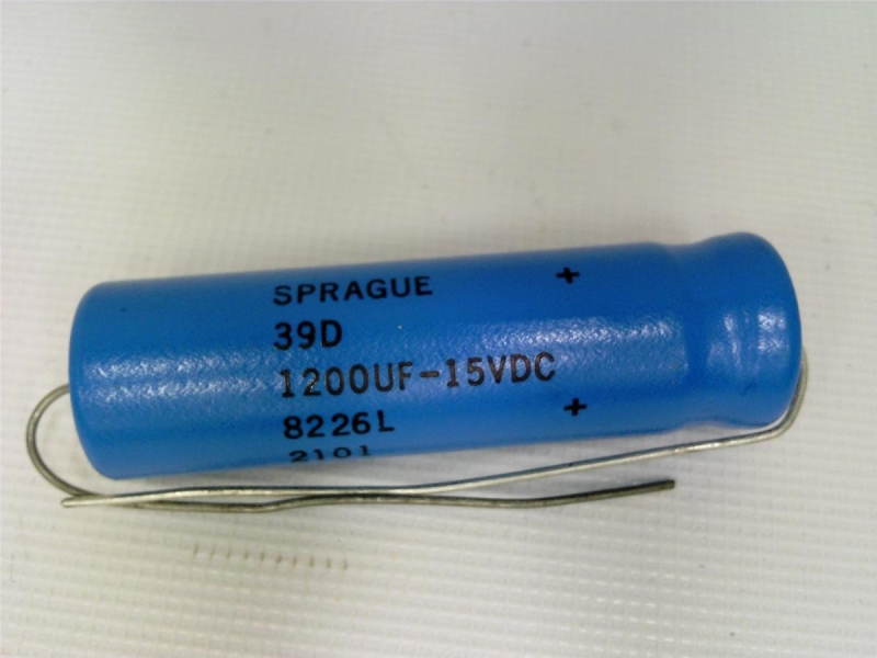 VISHAY 39D128G015FL6