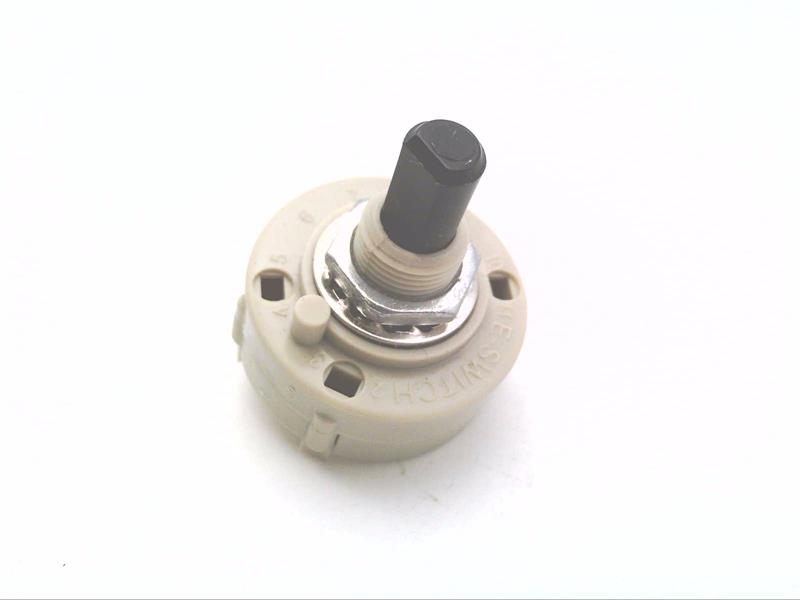 E SWITCH KC15A9.501NPF