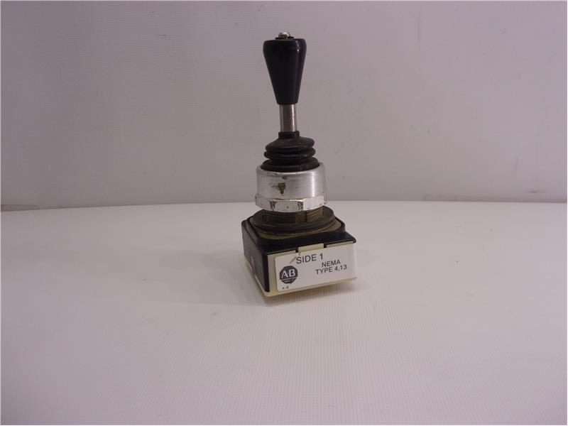 ALLEN BRADLEY 800T-T2M