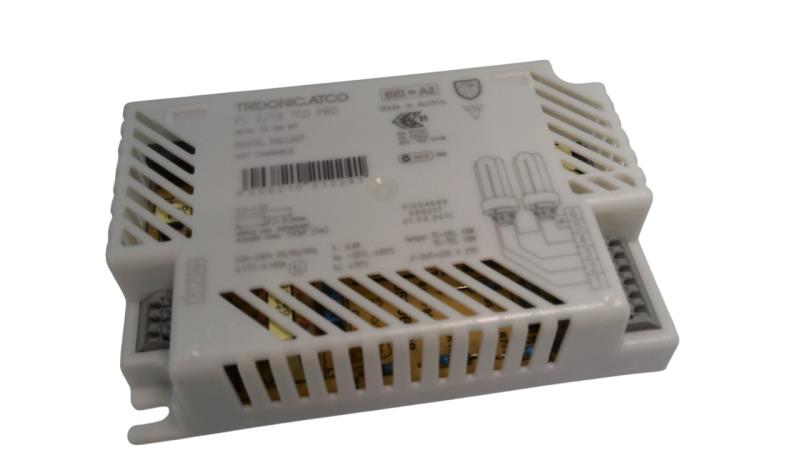 ZUMTOBEL PC 2/18 TCD PRO