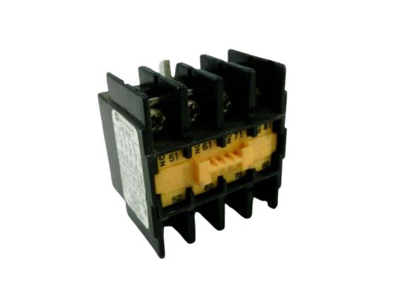 SCHNEIDER ELECTRIC LA1-D04