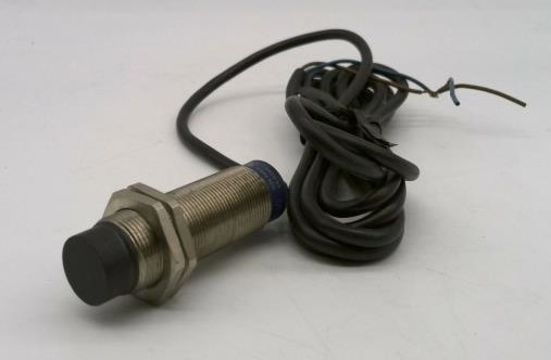 SCHNEIDER ELECTRIC XS2M18MB230