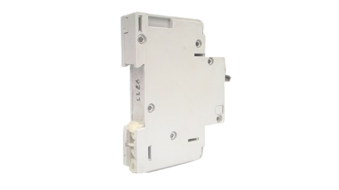 ALLEN BRADLEY 1492-CB1G500