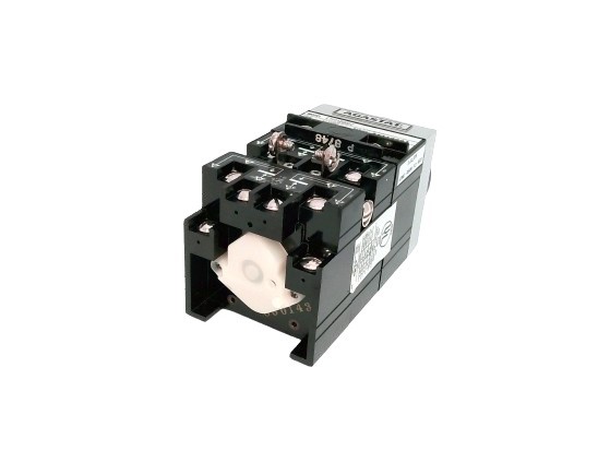 TE CONNECTIVITY E7014PD002
