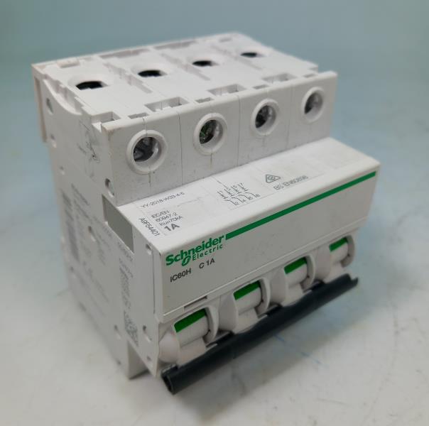 SCHNEIDER ELECTRIC A9F53401