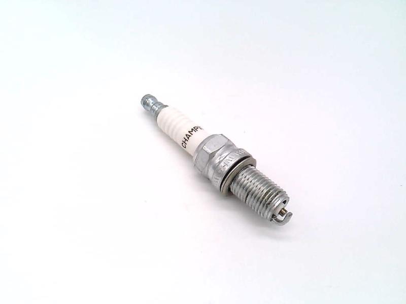 CHAMPION SPARK PLUGS RA8HC
