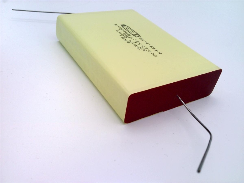 CORNELL DUBILIER KVX04S105K0T002