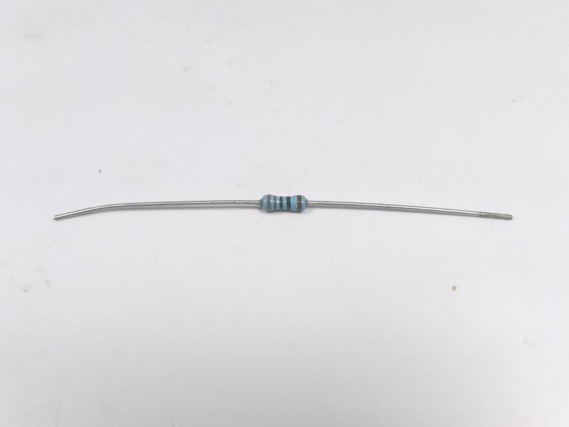 VISHAY MRS25000C8200FCT00