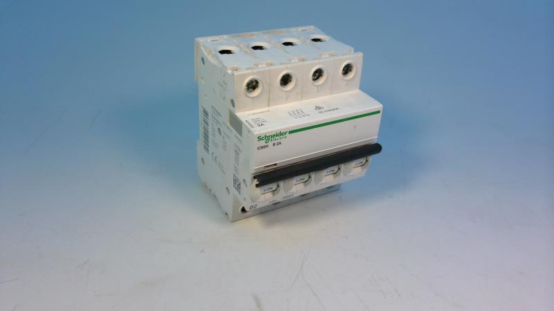 SCHNEIDER ELECTRIC A9F83402