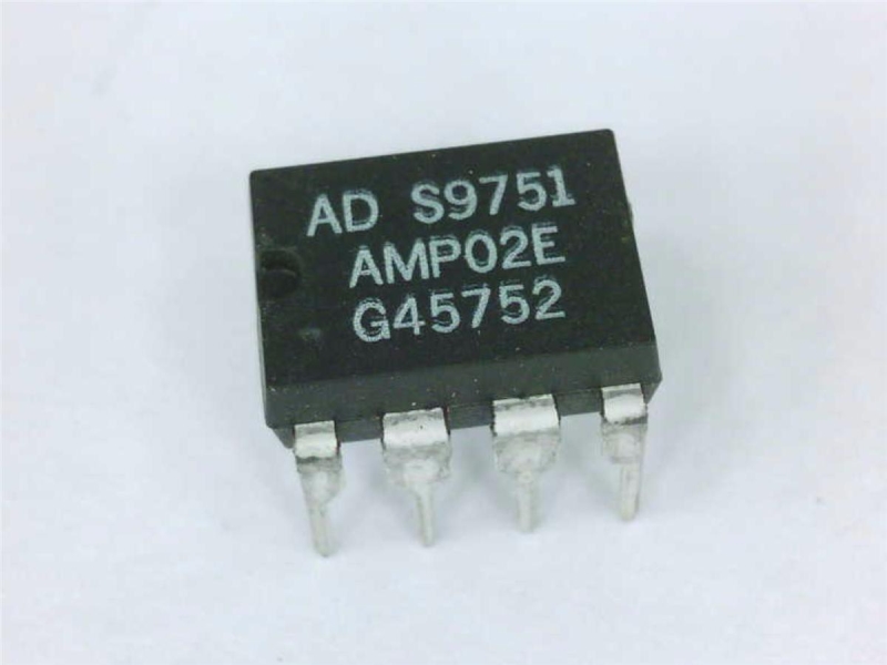 ANALOG DEVICES AMP02E