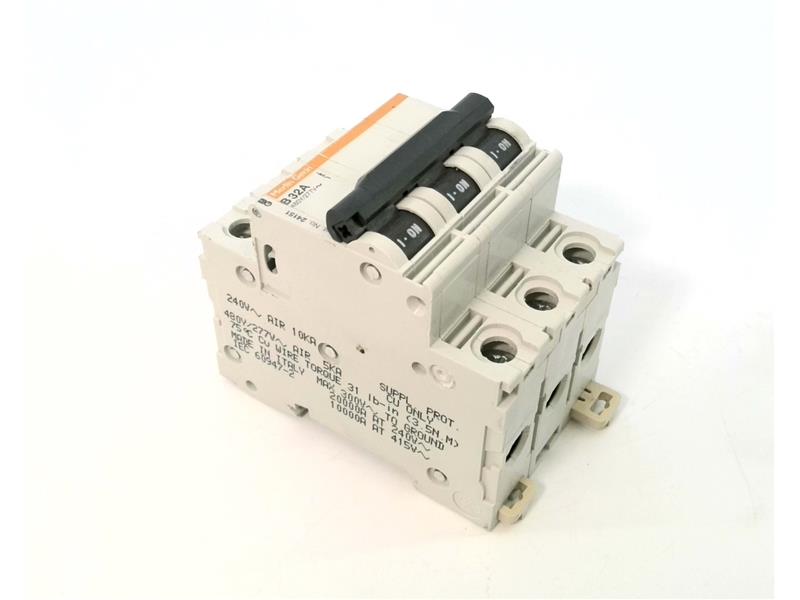 SCHNEIDER ELECTRIC C60N-3P-32A-B