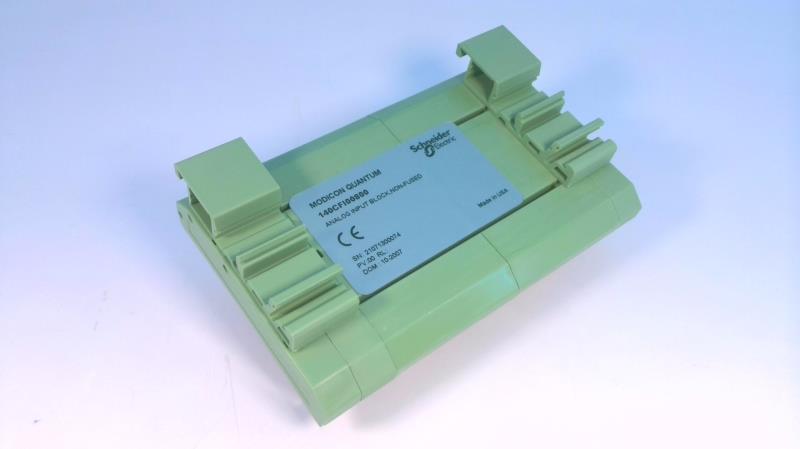 SCHNEIDER ELECTRIC 140CFI00800