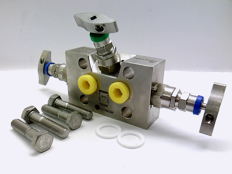 AS SCHNEIDER W3AASA-N4TD-0000EH