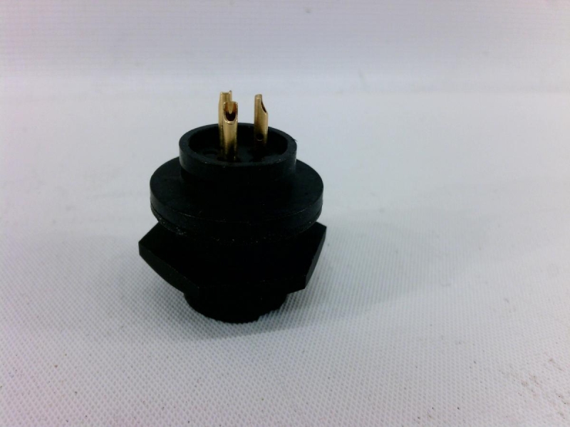 SWITCHCRAFT EN3P3M-PC