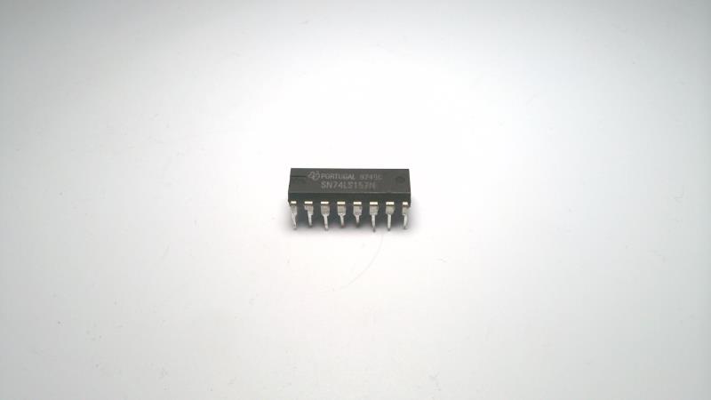 TEXAS INSTRUMENTS SEMI SN74LS157N