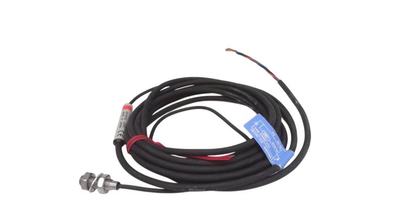 KEYENCE CORP EM-005P