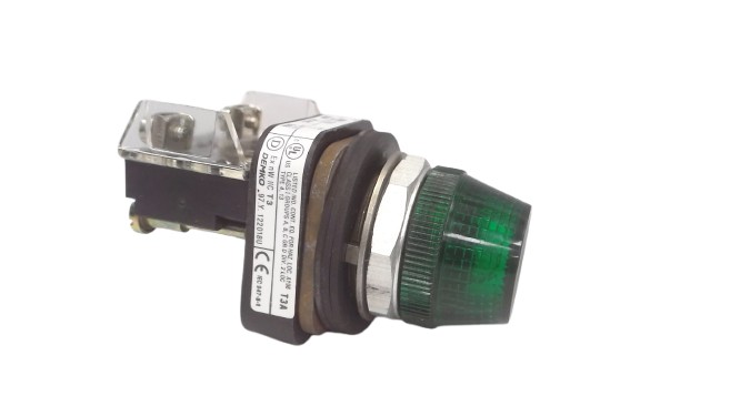 ALLEN BRADLEY 800T-Q10G